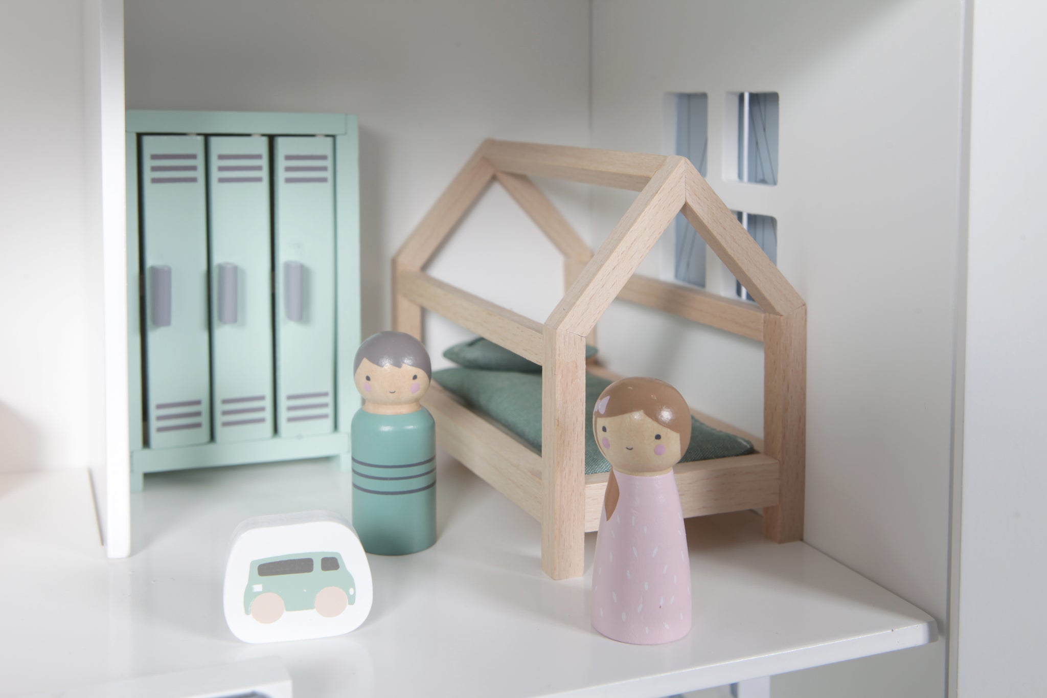 Accesorii pentru casuta de papusi din lemn - Camera copilului - Little Dutch